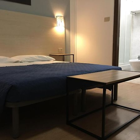 Hotel Alabarda トリエステ エクステリア 写真