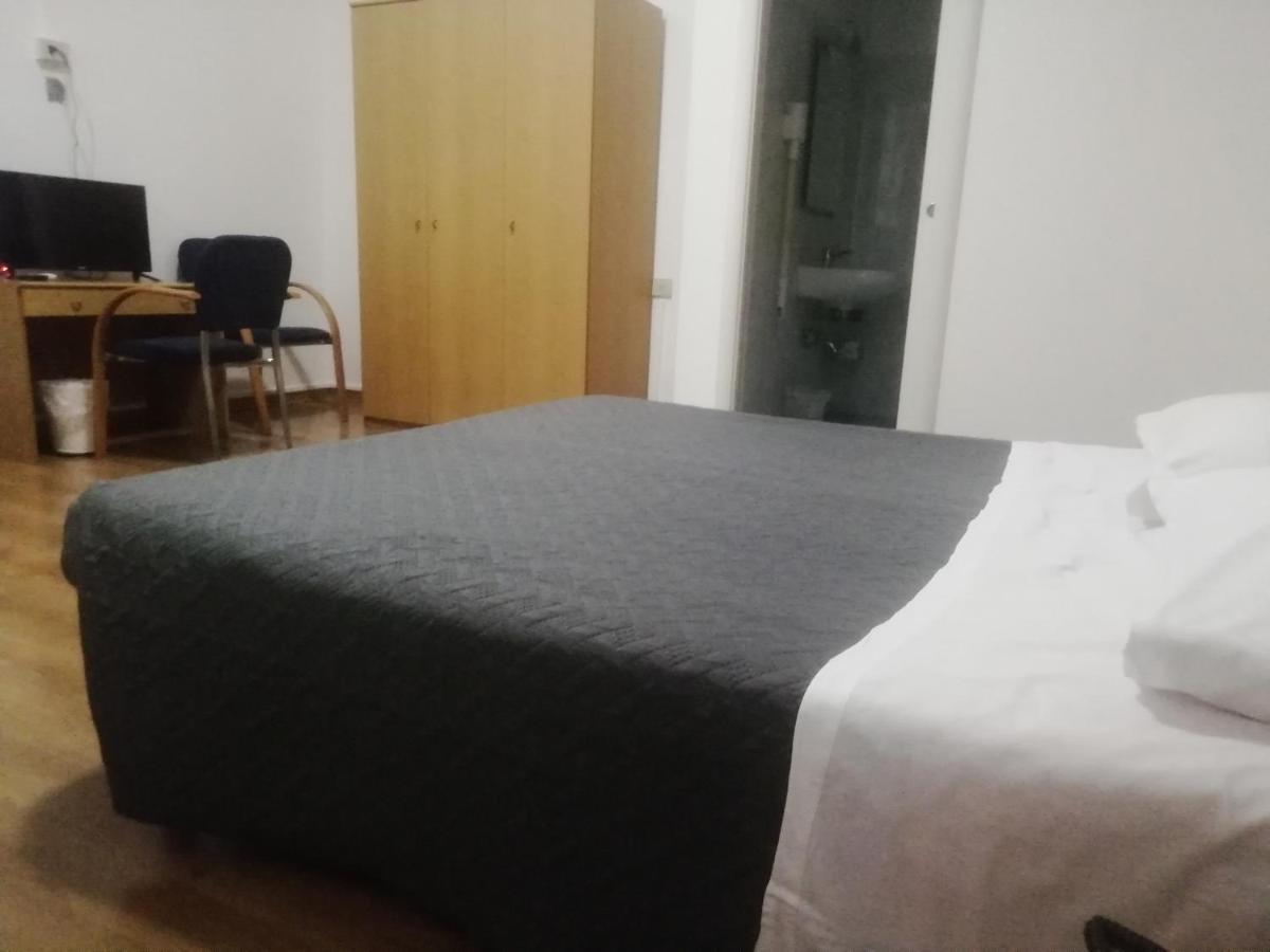 Hotel Alabarda トリエステ エクステリア 写真