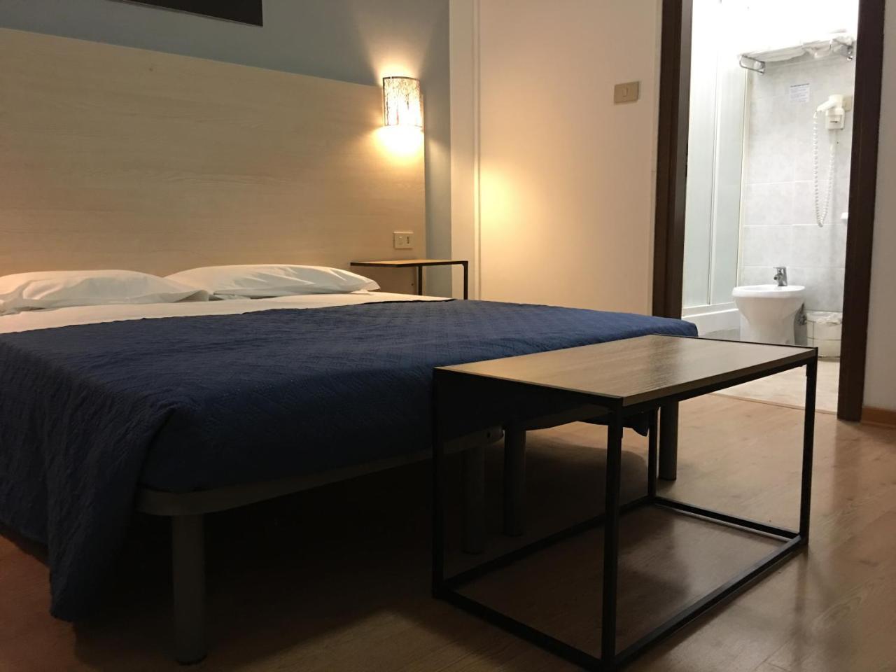 Hotel Alabarda トリエステ エクステリア 写真